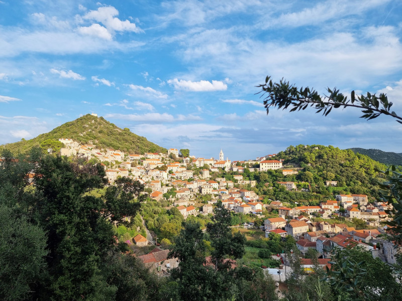 Lastovo-City und rundherum